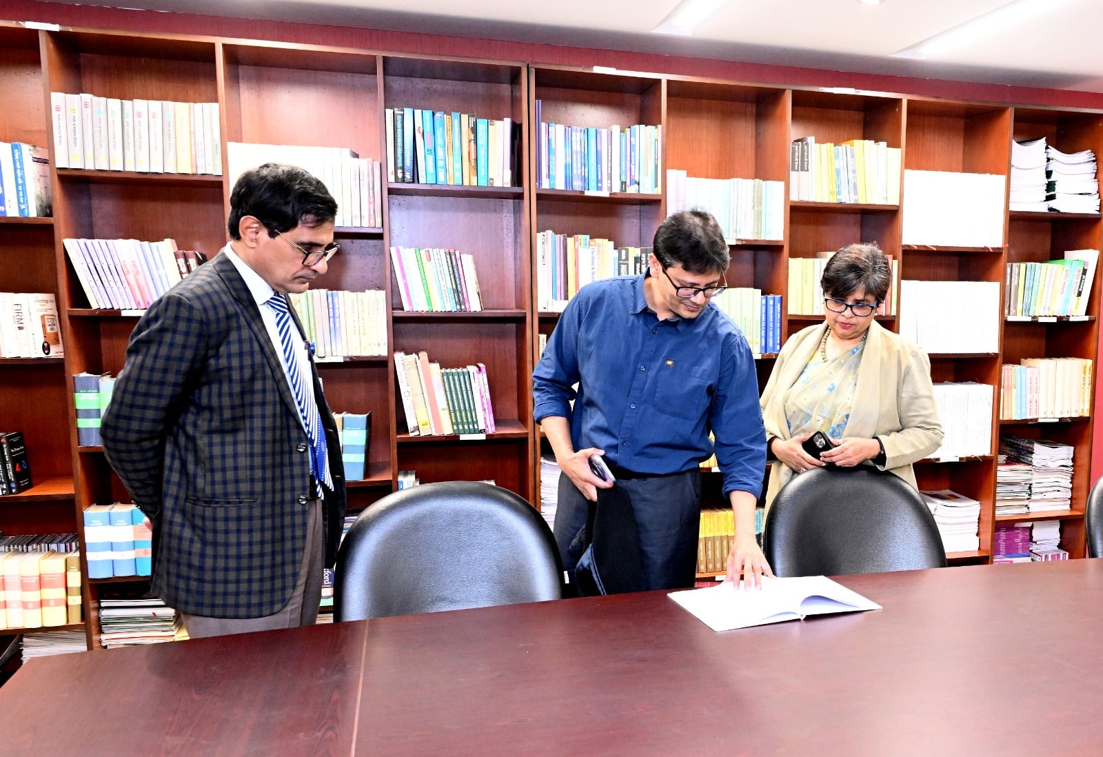 Lutfey Siddiqi visits NSDA