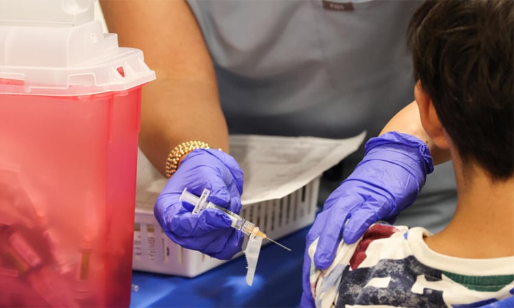 US recommends fewer childhood vaccines in major shift