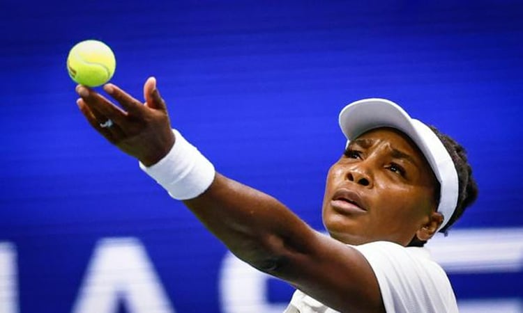 enus Williams ousted in first round of Australian Open warm-up