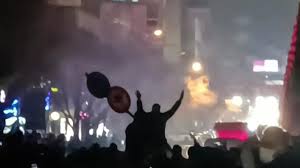 New rallies in Iran as son of shah calls for city centres to be seized