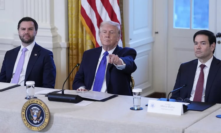 US urges Americans to leave Venezuela 'immediately' due to risk