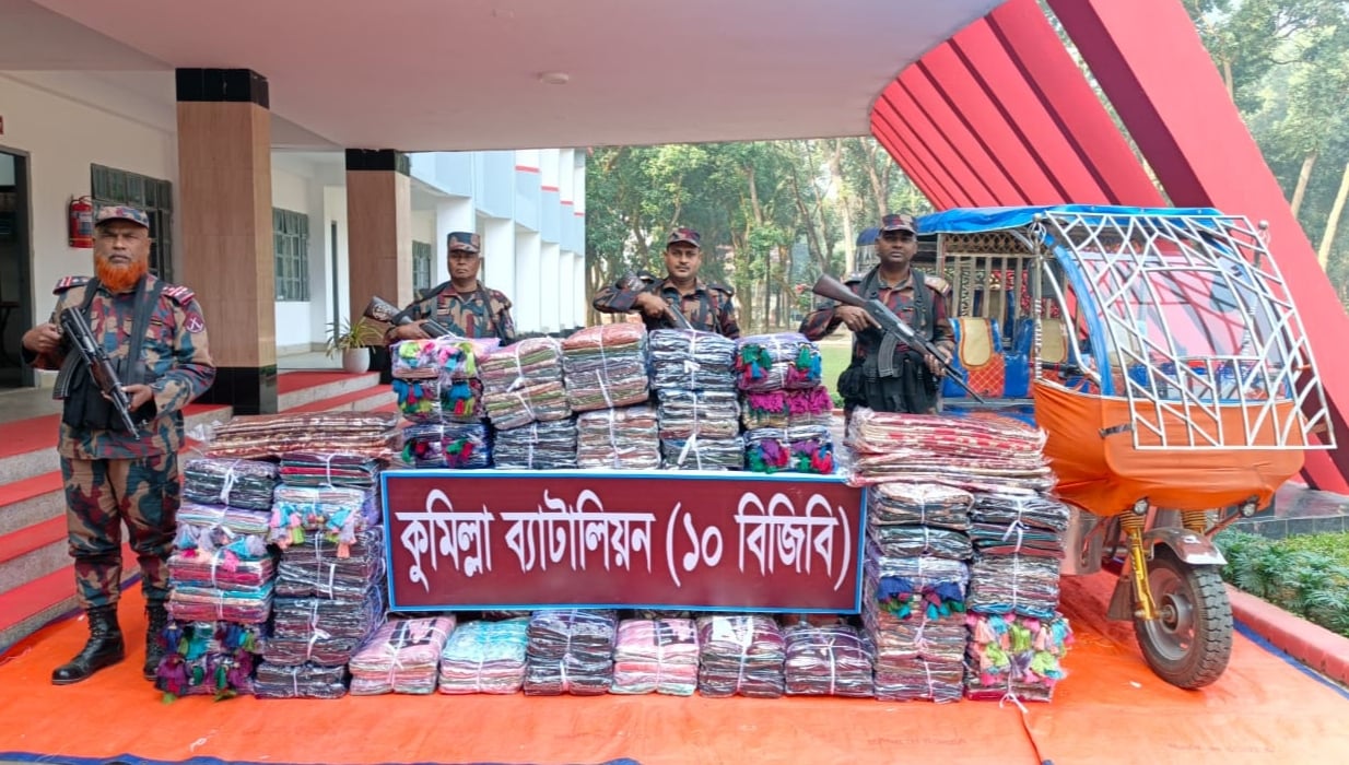Smuggled sarees recovered in Cumilla