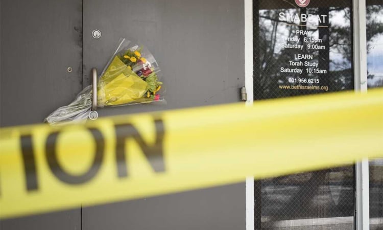 Man charged in arson attack on Mississippi synagogue: US officials