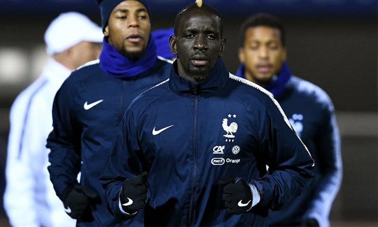 Ex-France, Liverpool defender Sakho announces retirement
