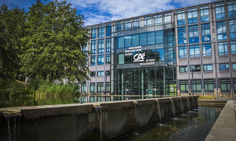 ECB lifts 20% limit on Credit Agricole's stake in Banco BPM