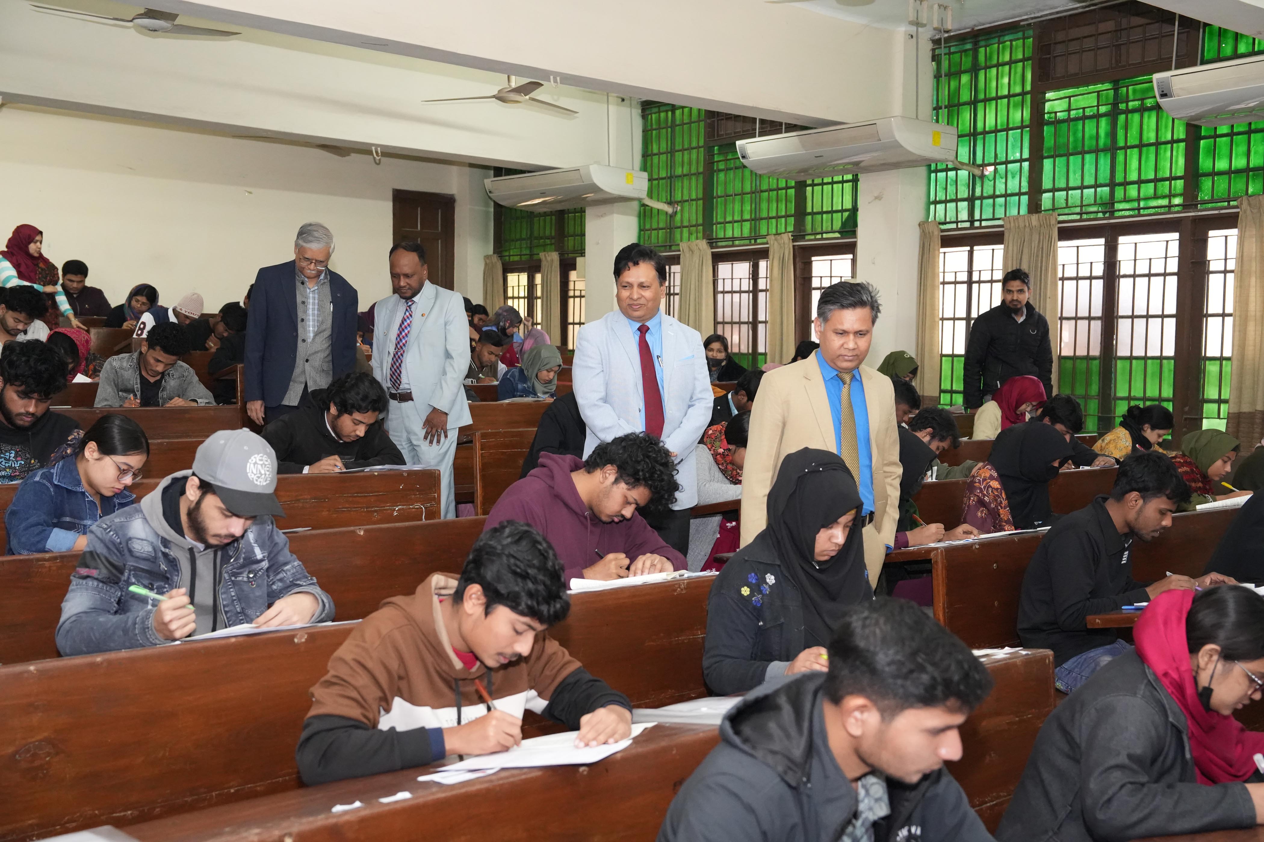 RU admission test begins amid massive preparations