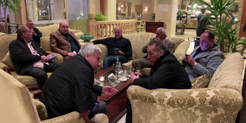 Gaza governance committee begins work