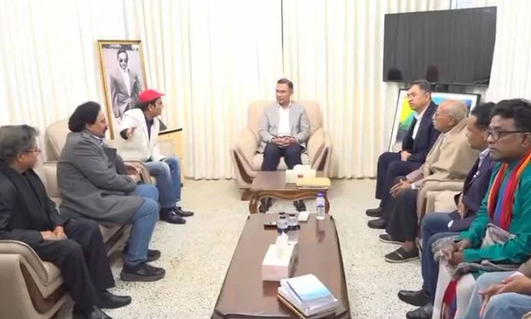 Poets, litterateurs meet Tarique Rahman