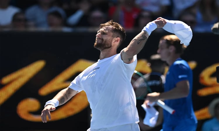 France's Moutet booed for underarm match point serve in Melbourne