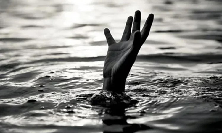 Woman drowns in Patuakhali