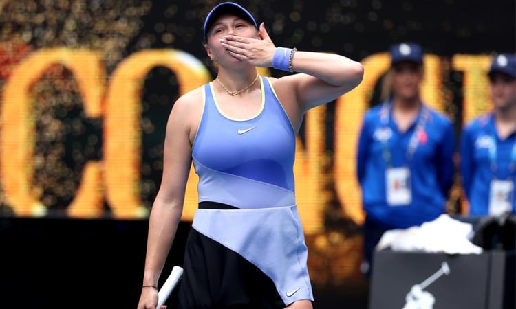 Ruthless Anisimova races into Australian Open round two
