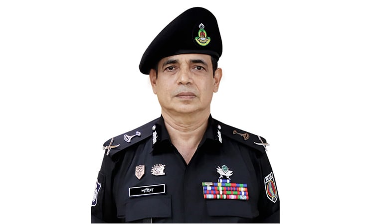 RAB DG announces operation to demolish hideouts of terrorists in Jungle Salimpur 