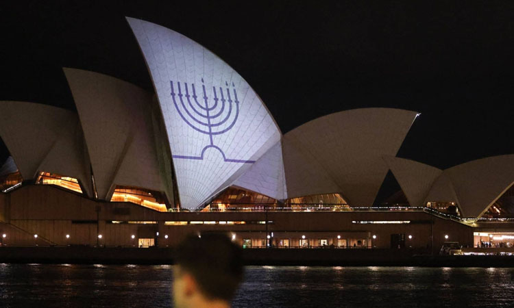 Australia holds day of mourning for Bondi Beach shooting victims