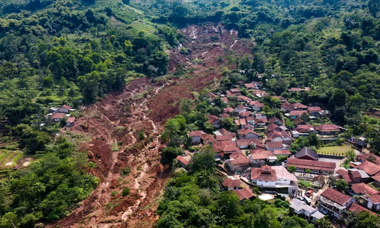 Indonesia landslide kills seven, dozens missing