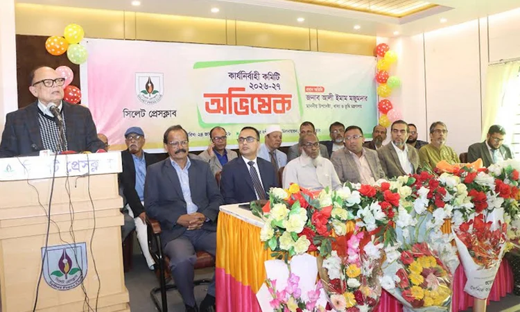 Media must be strengthened to check rumours: Ali Imam 