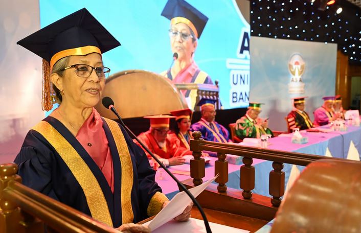 Farida Akhter urges students to uphold dignity, prestige of degrees