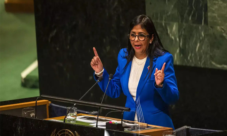 Venezuela interim president calls for 'agreements' with opposition