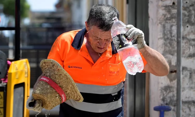 World not ready for rise in extreme heat, scientists say