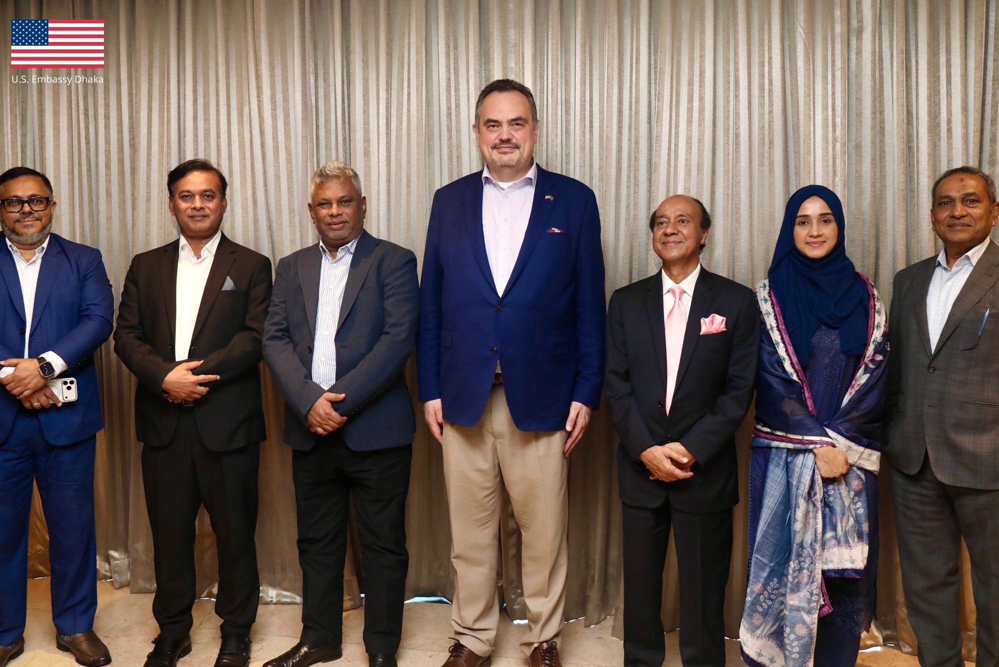 US envoy reaffirms expanding commercial, economic cooperation with Bangladesh   