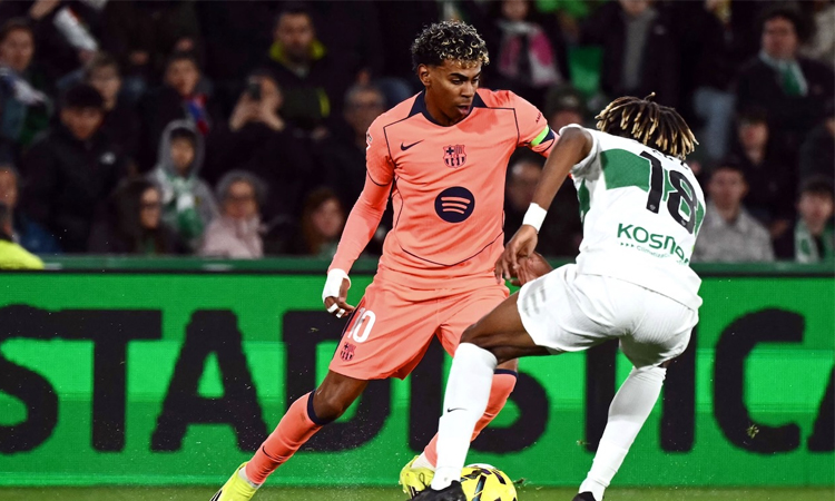 Barca triumph at Elche to extend Liga lead