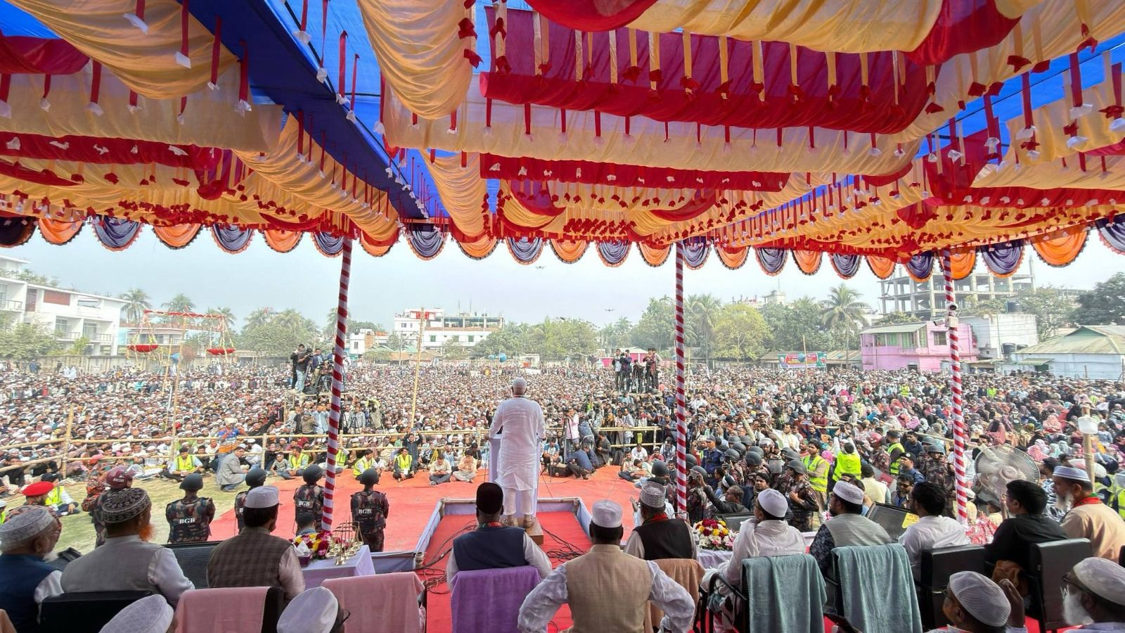 Jamaat Ameer for salaries of govt. employees based on skills, duty 