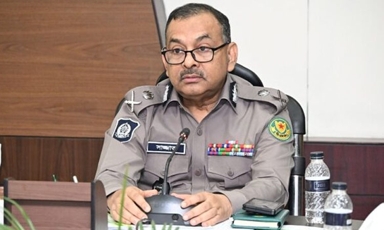 DMP chief orders maximum security at Dhaka polling centres ahead of polls