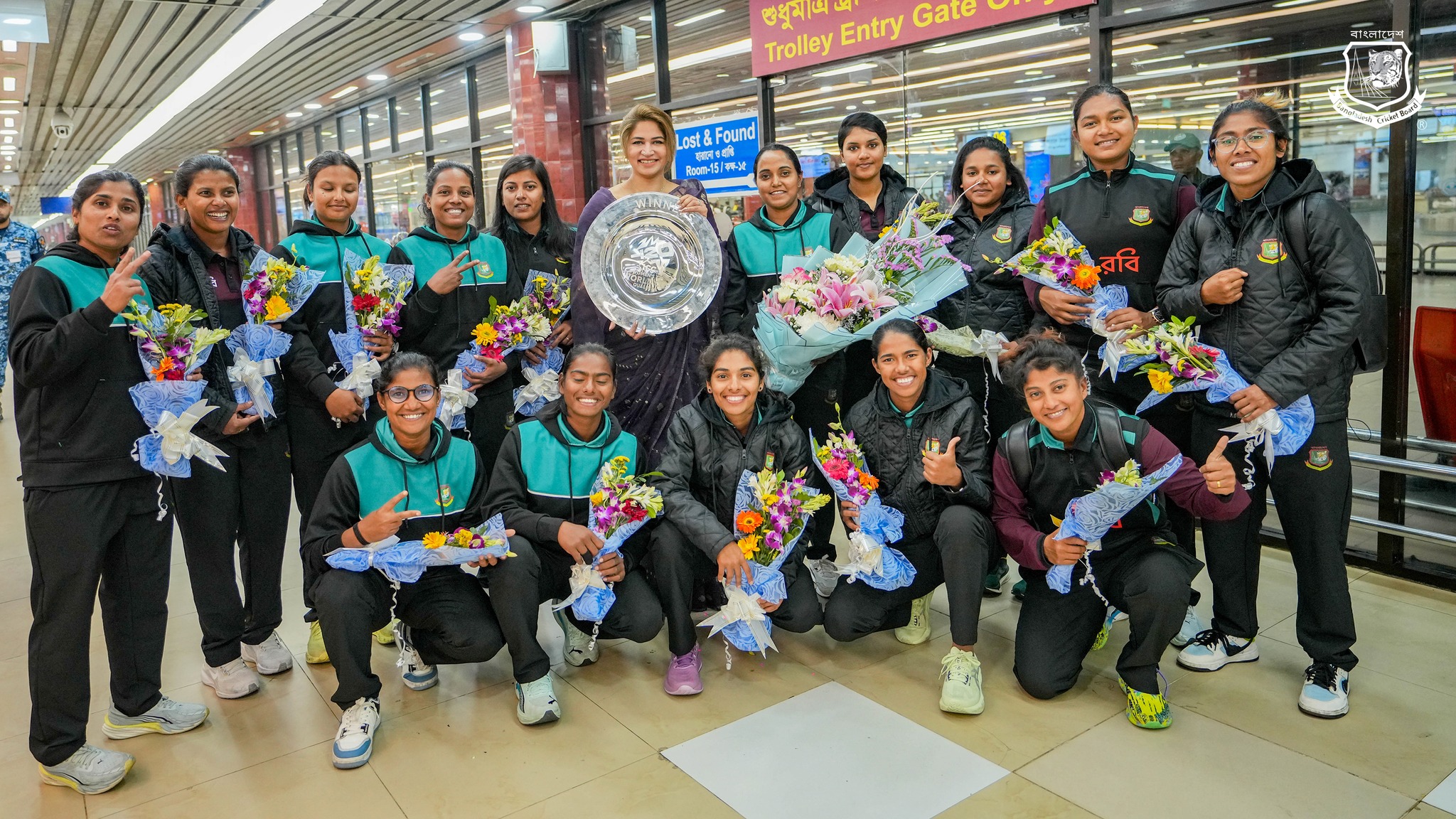 Tigresses arrive in Bangladesh after successful T20 Qualifiers