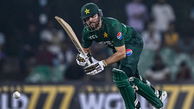 Spin-heavy Pakistan hit form, but India boycott risks early T20 exit