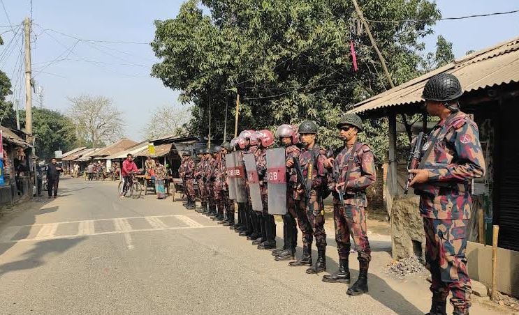 14 platoons of BGB deployed in Natore ahead of national polls