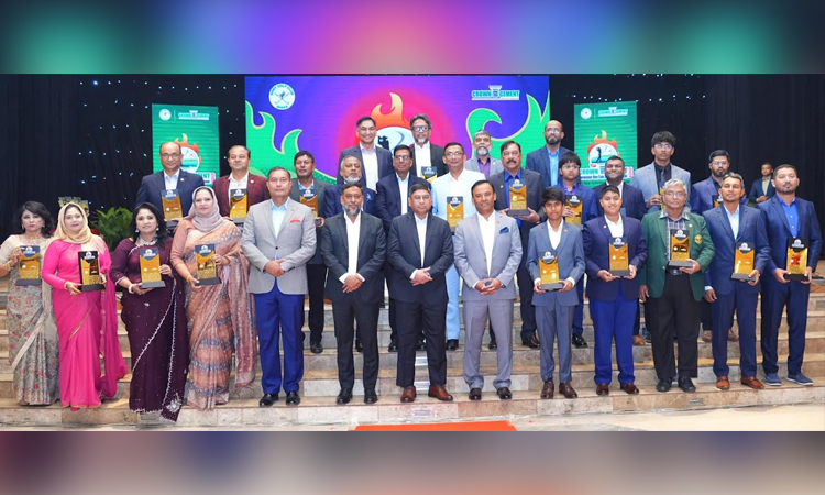 Army chief distributes prizes at 5th Crown Cement Golf Cup Tournament-2026