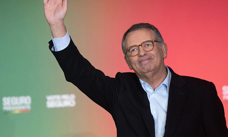 Centre-left candidate Seguro beats far-right to Portugal's presidency