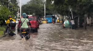 Torrential rain in Colombia kills 22, thousands displaced
