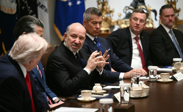 US commerce chief admits Epstein Island lunch but denies closer ties