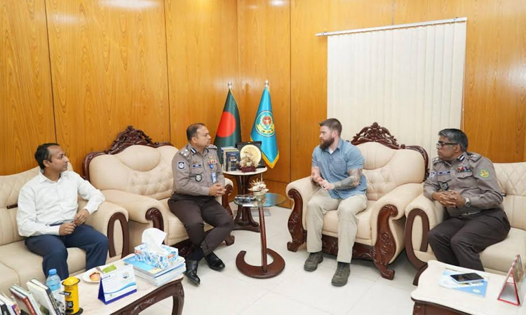 US Embassy delegation visits Khulna to assess election preparedness