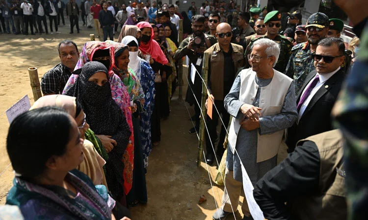 CA visits two polling centres after casting vote