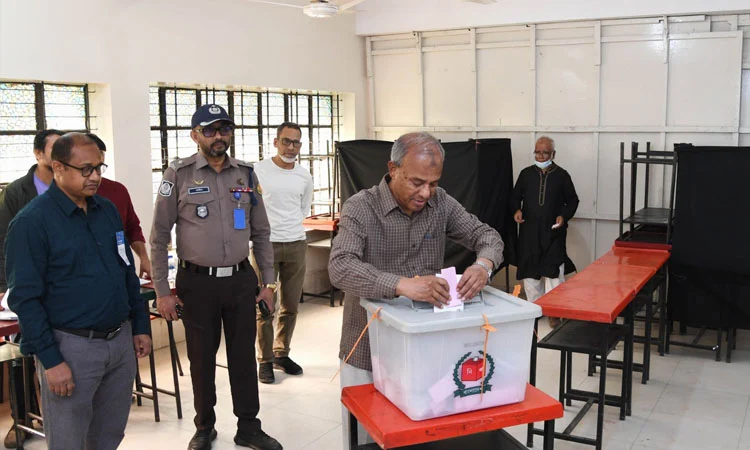 Election being held in fair, festive atmosphere: Home Adviser