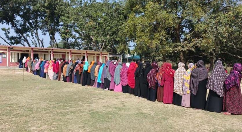 Female voters outnumber male in Rajshahi: 46.23pc turnout recorded