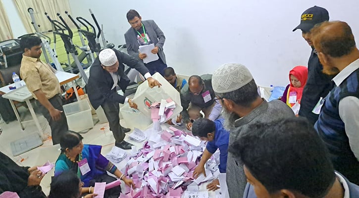 Vote battle ends peacefully; counting begins