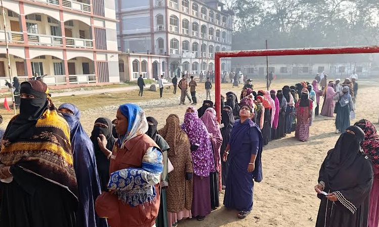 Vote battle ends peacefully in Manikganj