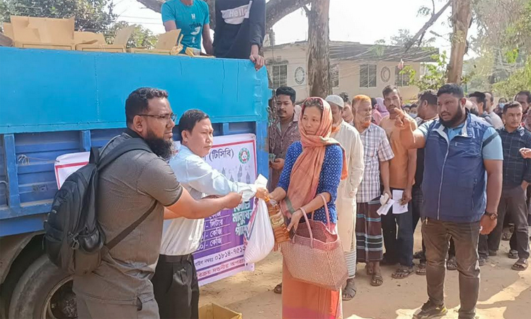 TCB begins fair-price sales in Rangamati ahead of Ramadan