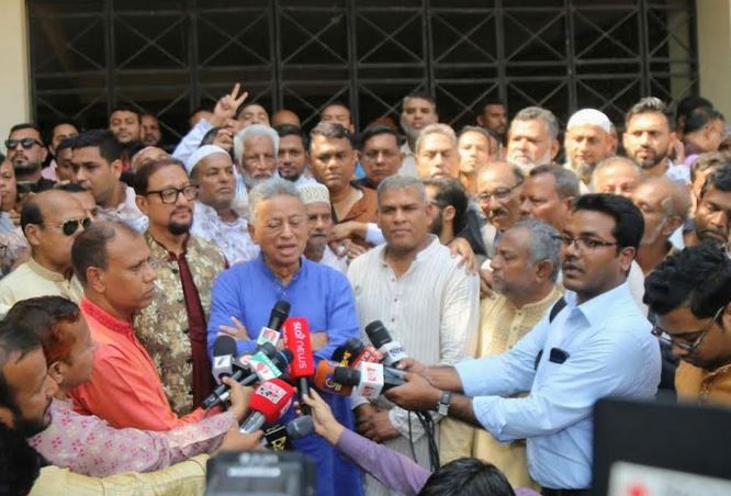 Khasru asks post officials to ensure cargo delivery within four days