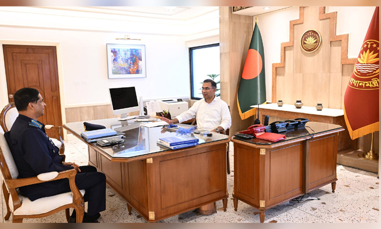 Air chief calls on PM