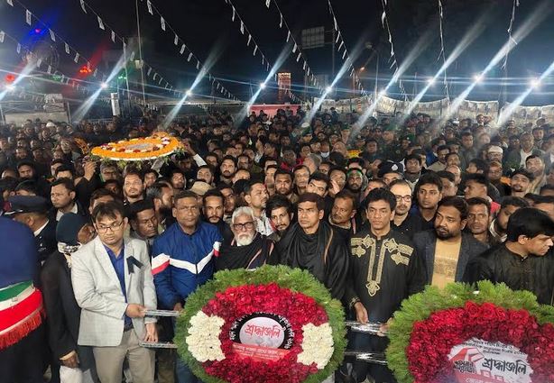 Forhad Hossain pays tributes to Language martyrs in Panchagarh Shaheed Minar