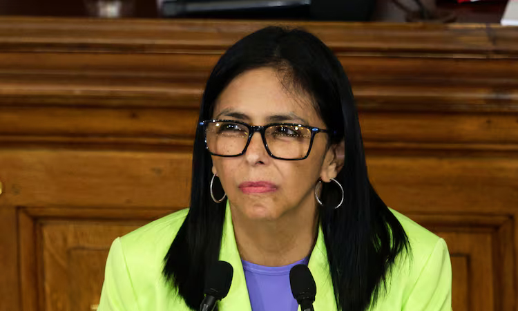Interim president says Venezuelans welcome to return after amnesty law