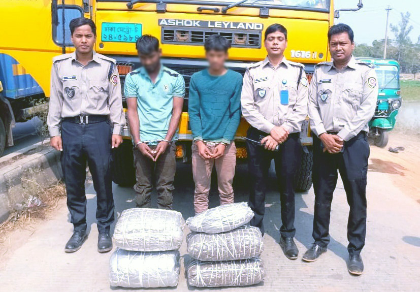 Rangpur DNC arrests 2 with 37.1-kg ganja from Shibganj