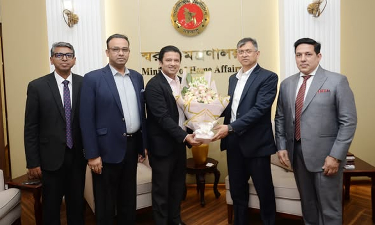 BNP govt prioritizes law and order to foster trade-friendly environment: Home Minister