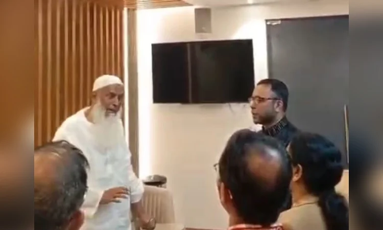 Govt closely monitoring Middle East situation: Religious Affairs Minister