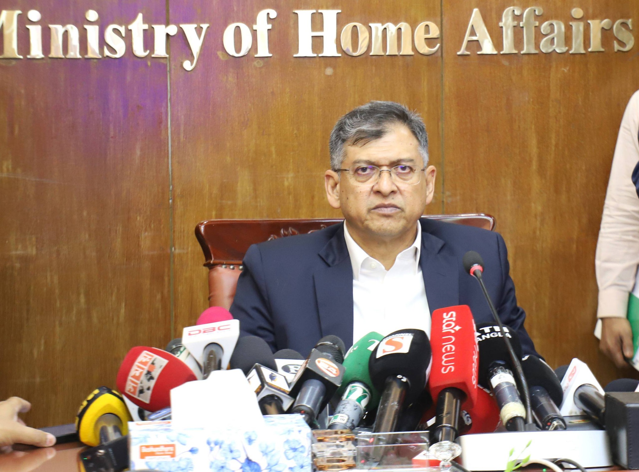 Salahuddin orders projects for fire stations in 27 upazilas, commercial hubs 