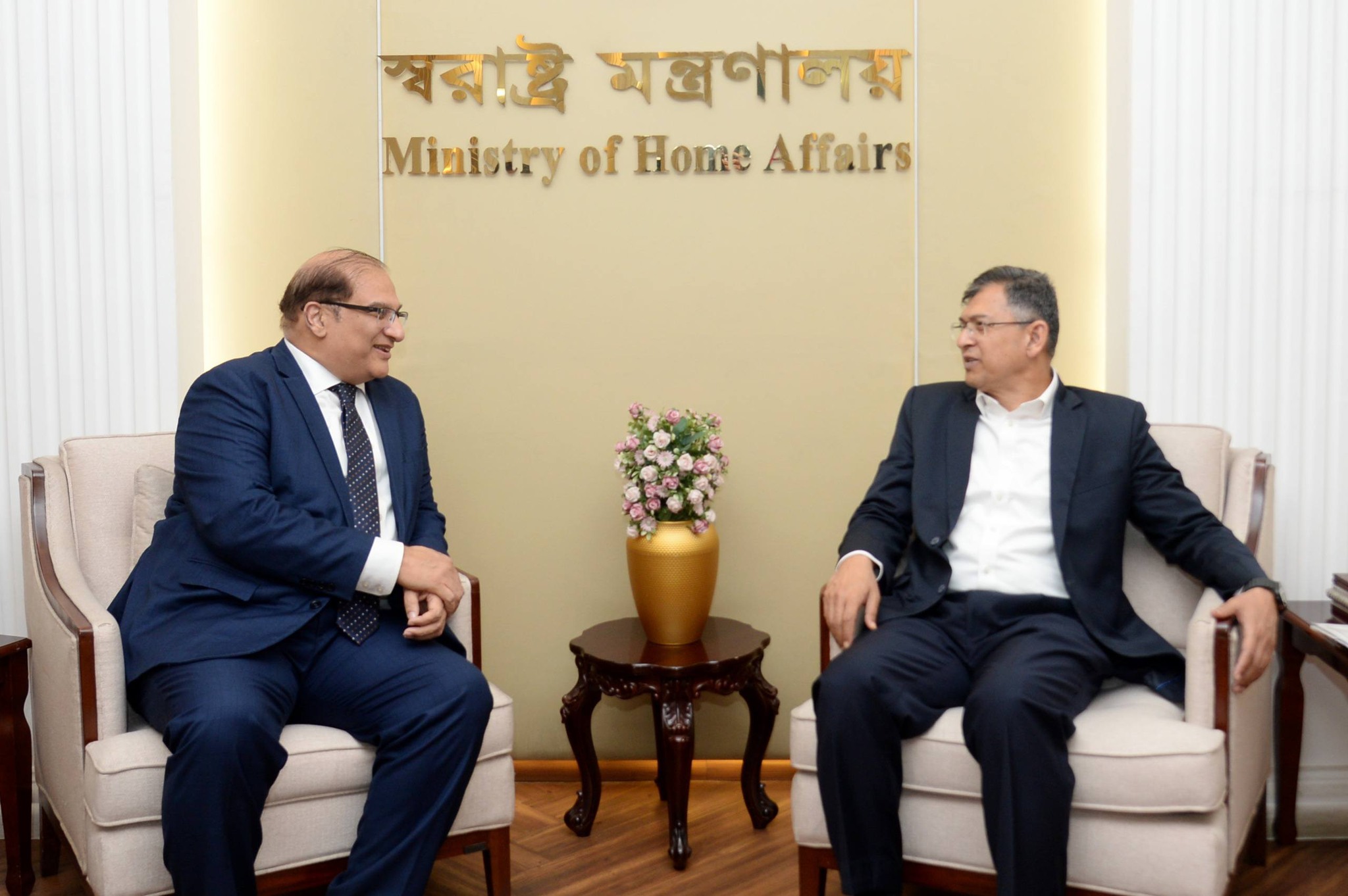 Pakistan high commissioner calls on home minister, discusses expansion of bilateral cooperation