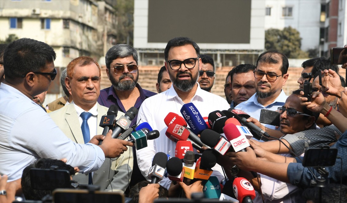 Aminul visits Bir Shrestha Shaheed Shipahi Mustofa Kamal Stadium